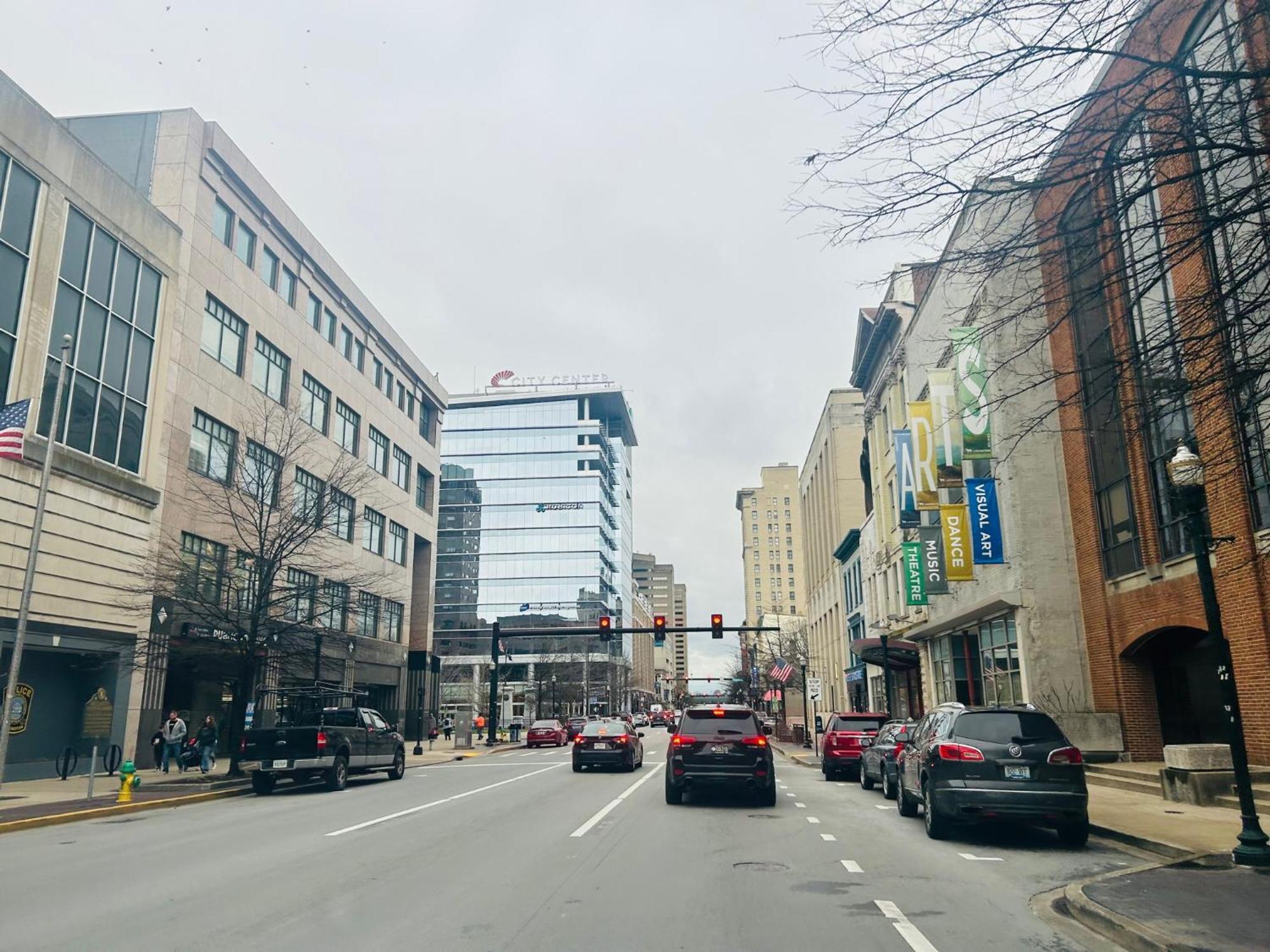 175 Lex - Walkable Downtown Lexington & Rupp Arena - Full Condos Номер фото