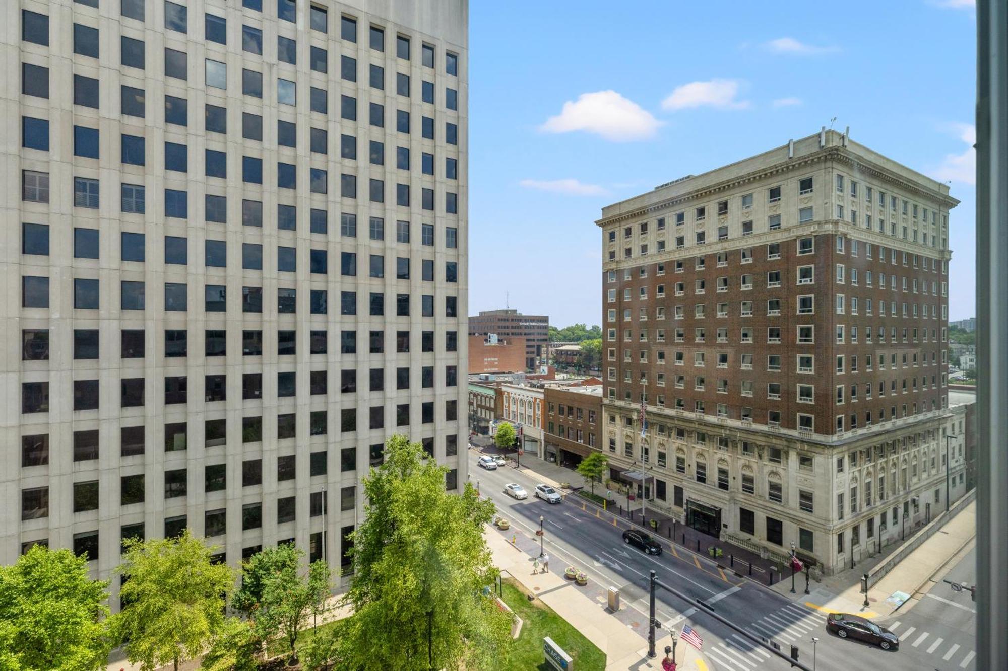 175 Lex - Walkable Downtown Lexington & Rupp Arena - Full Condos Экстерьер фото